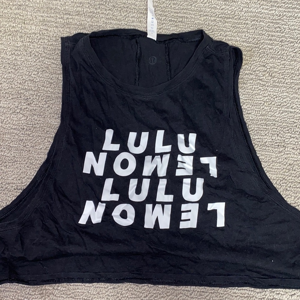 Lulu lemon top
